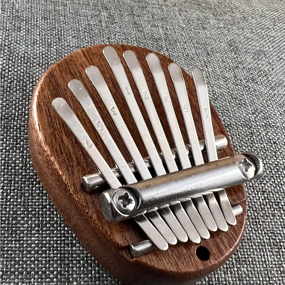 - Mini Kalimba - Picture 2 of 4